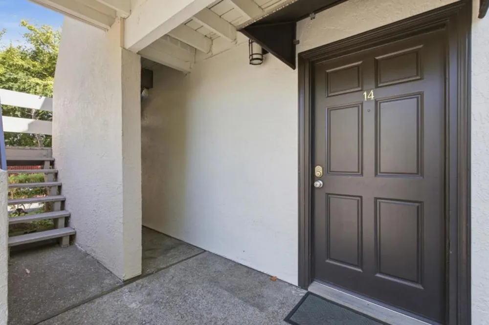 1919 Alameda De Las Pulgas #14 San Mateo, CA 94403