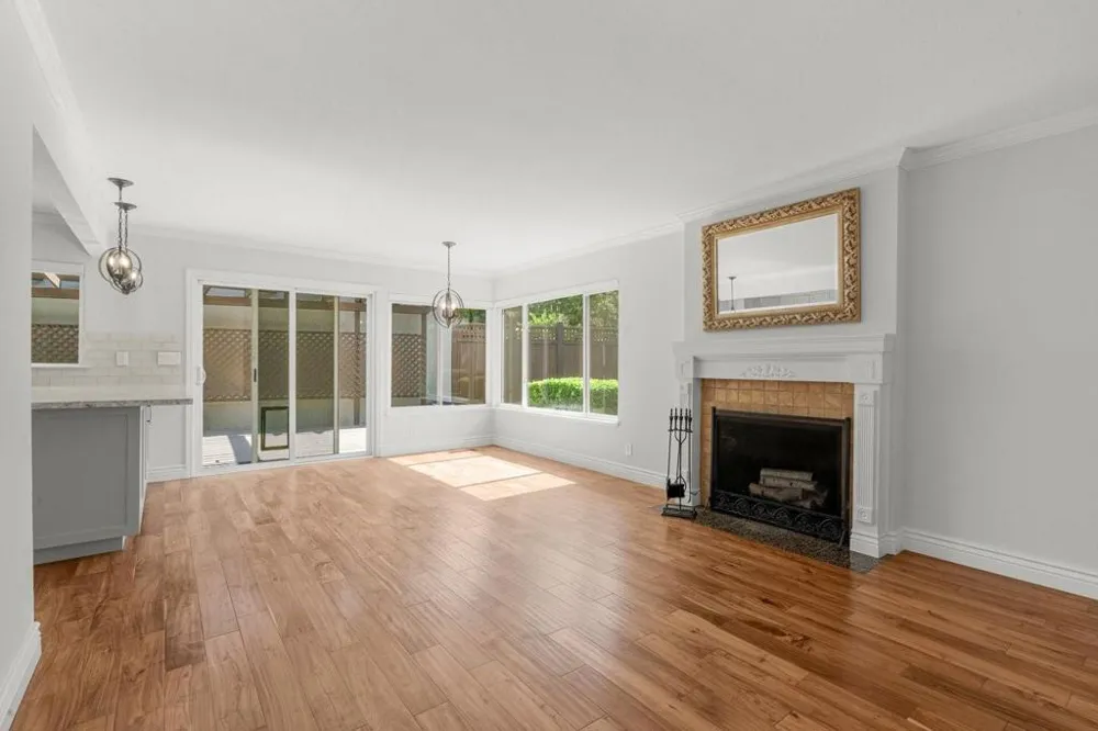 6273 Mountford Drive San Jose, CA 95123