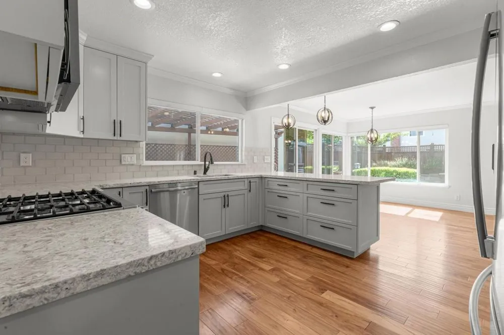 6273 Mountford Drive San Jose, CA 95123