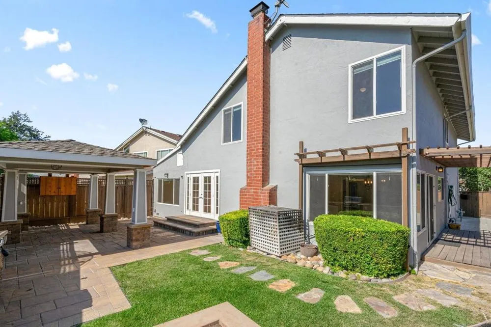 6273 Mountford Drive San Jose, CA 95123