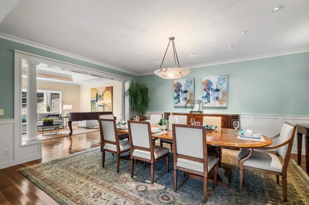 15723 Oak Knoll Drive Los Gatos, CA 95030