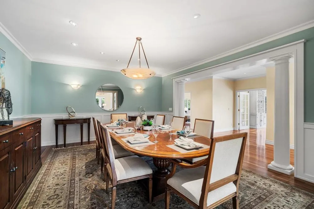 15723 Oak Knoll Drive Los Gatos, CA 95030