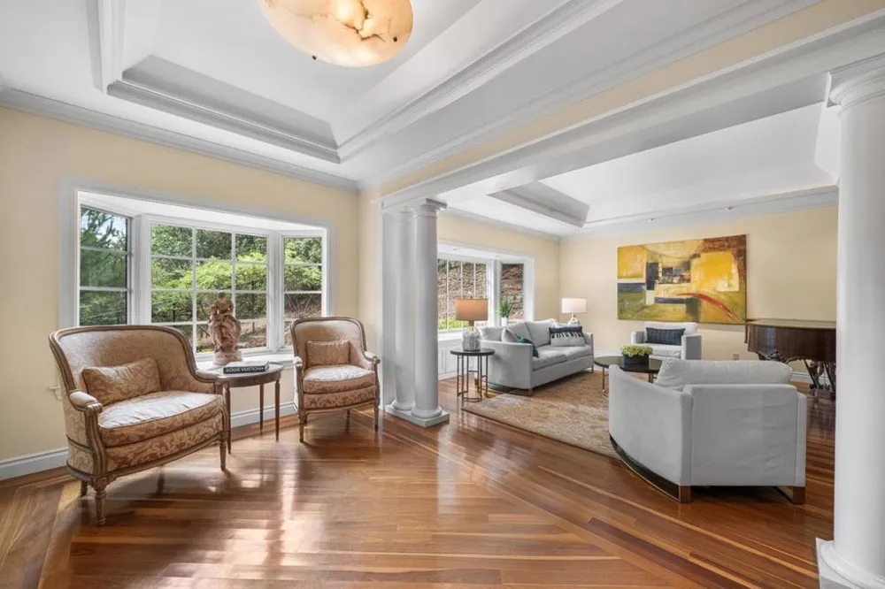 15723 Oak Knoll Drive Los Gatos, CA 95030