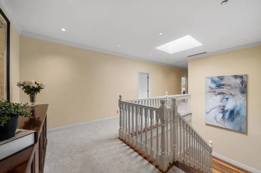 15723 Oak Knoll Drive Los Gatos, CA 95030