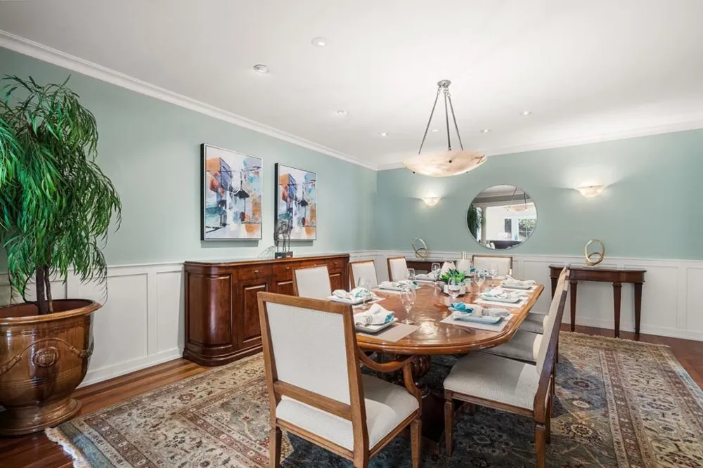 15723 Oak Knoll Drive Los Gatos, CA 95030