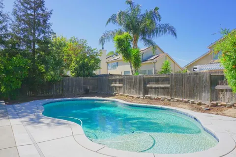 441 De Bord Drive