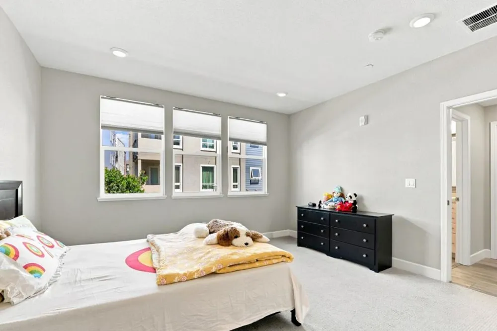 633 Clover Circle Milpitas, CA 95035