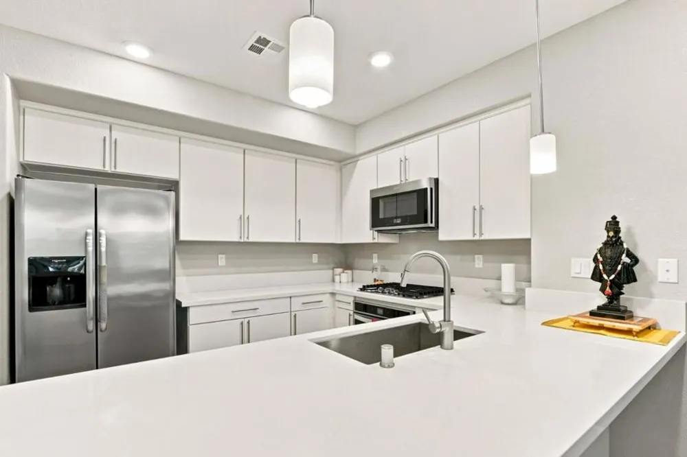 633 Clover Circle Milpitas, CA 95035