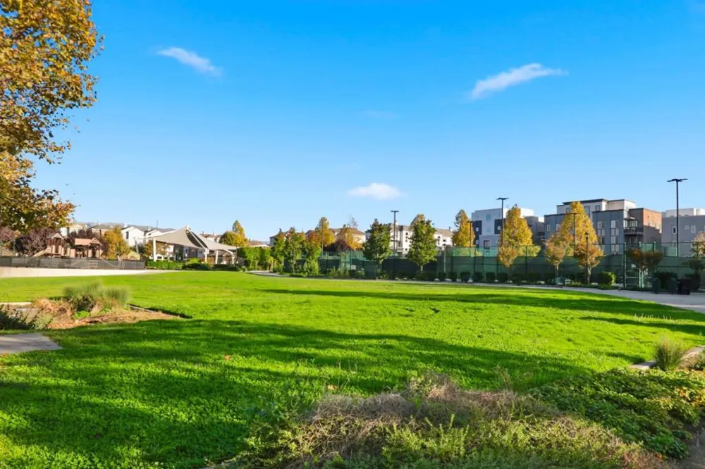 633 Clover Circle Milpitas, CA 95035