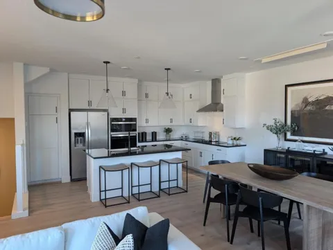 292 Dreamland Way #61-06 - Plan 2