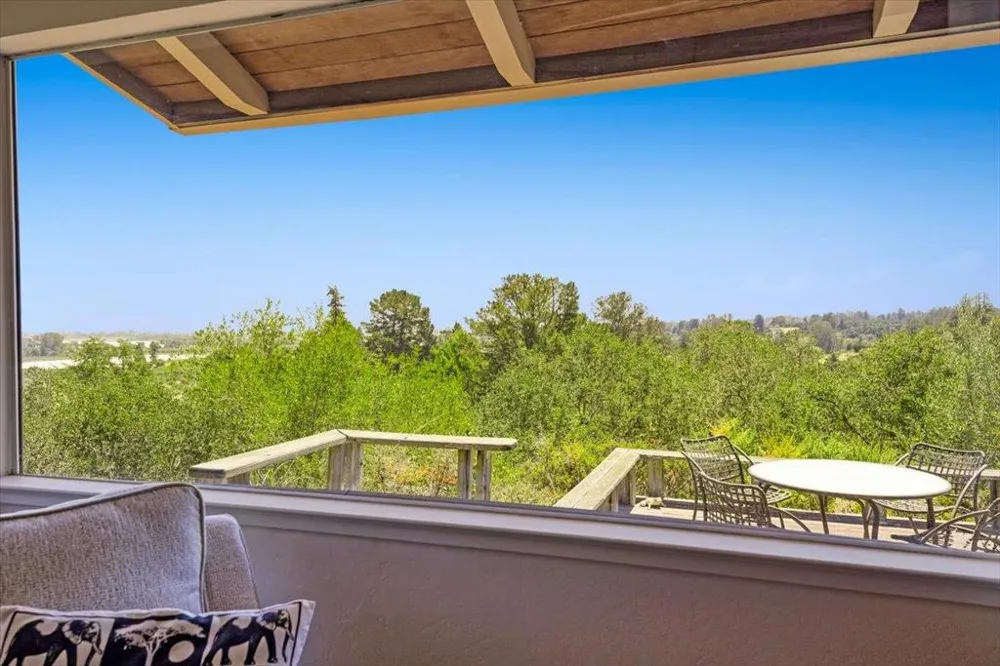 260 Oak Watsonville, CA 95076