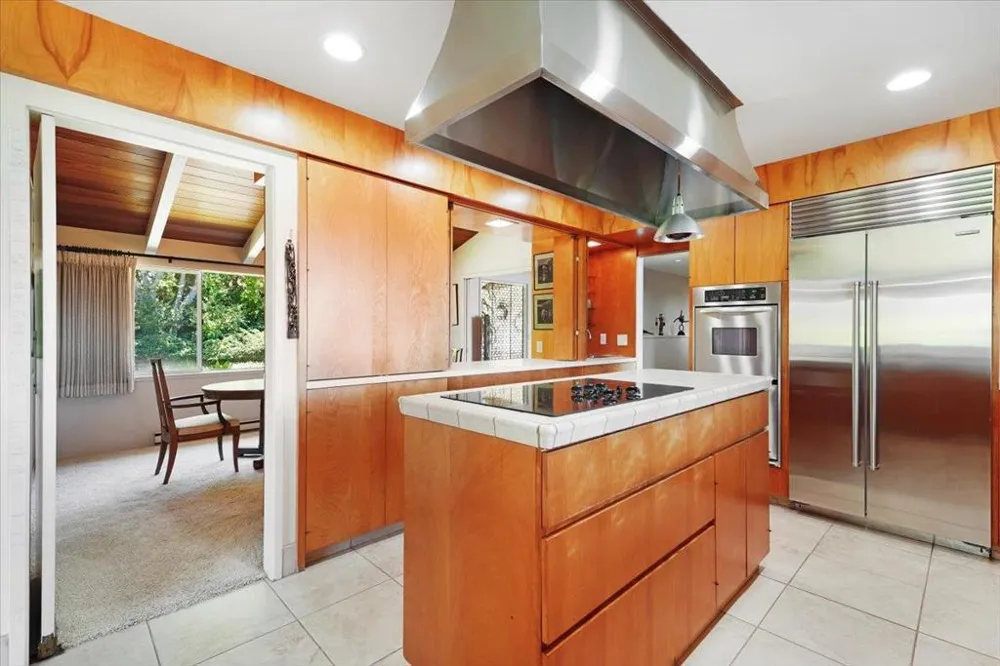 260 Oak Watsonville, CA 95076