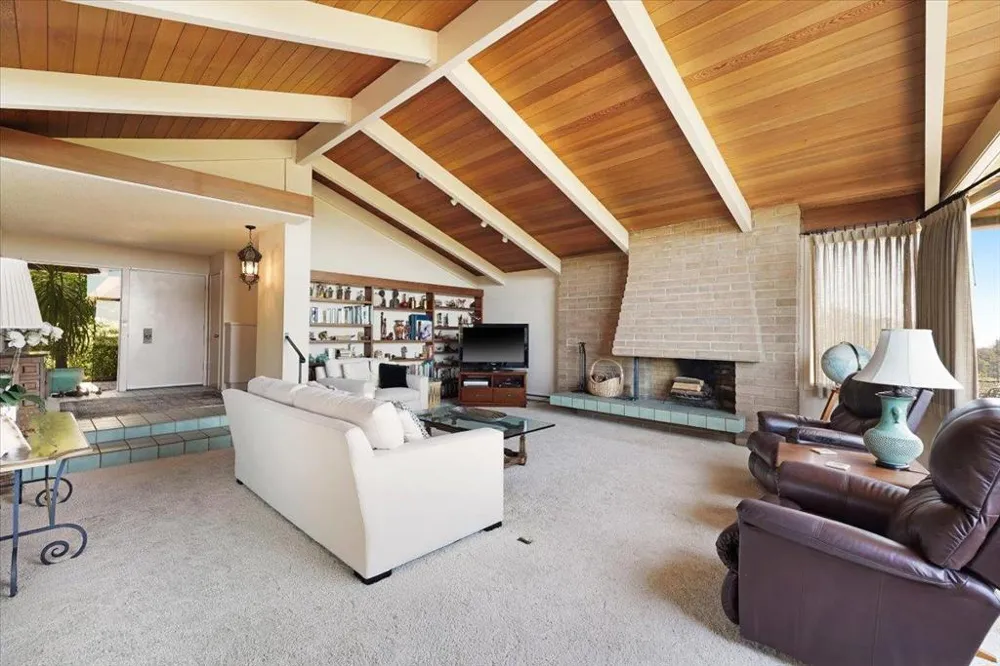 260 Oak Watsonville, CA 95076