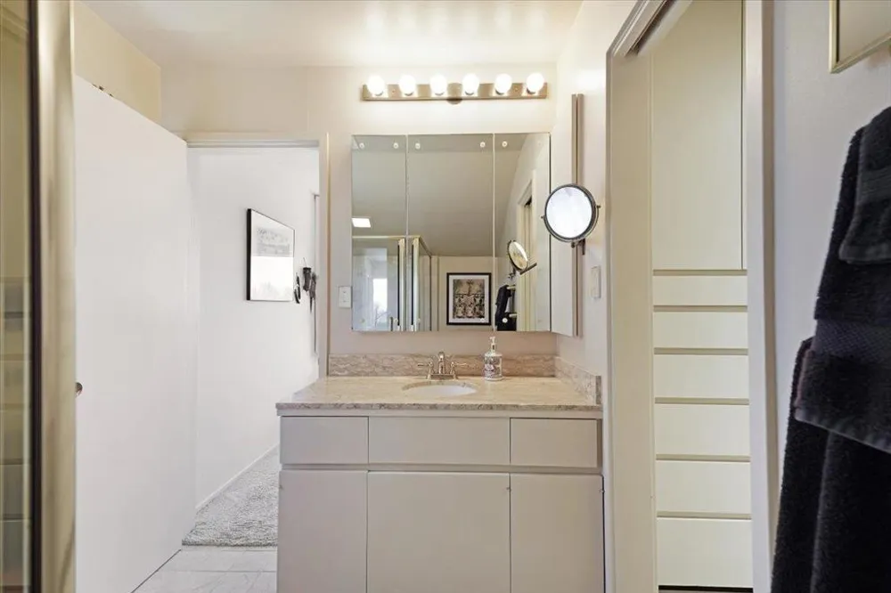 260 Oak Watsonville, CA 95076