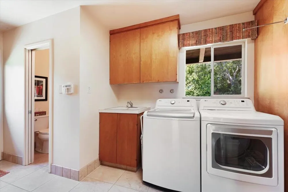 260 Oak Watsonville, CA 95076