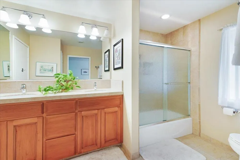 260 Oak Watsonville, CA 95076