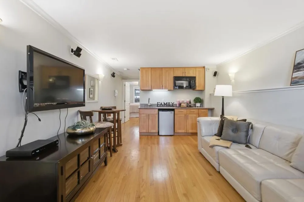 8 Porter Street San Francisco, CA 94110