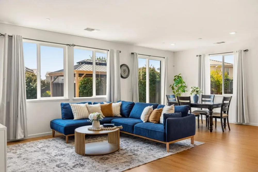 6 Campania Circle Salinas, CA 93905