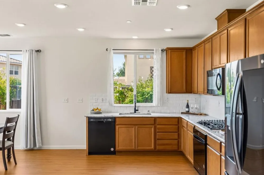 6 Campania Circle Salinas, CA 93905