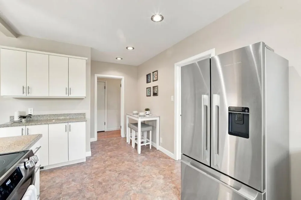 334 Oakview Drive San Carlos, CA 94070