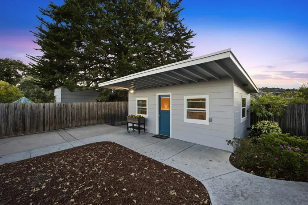 334 Oakview Drive San Carlos, CA 94070