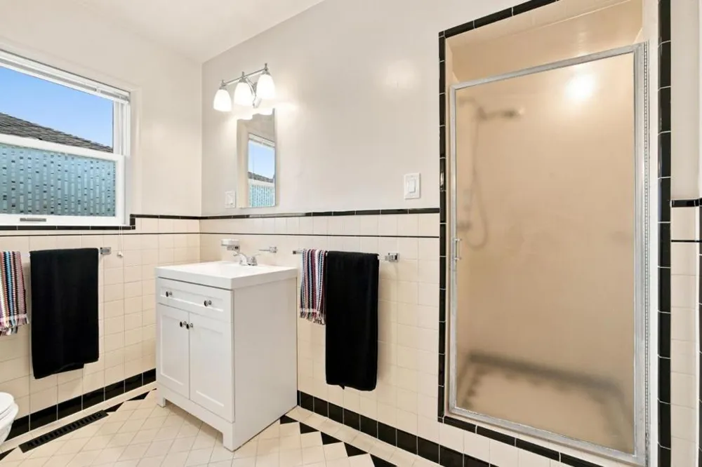 334 Oakview Drive San Carlos, CA 94070
