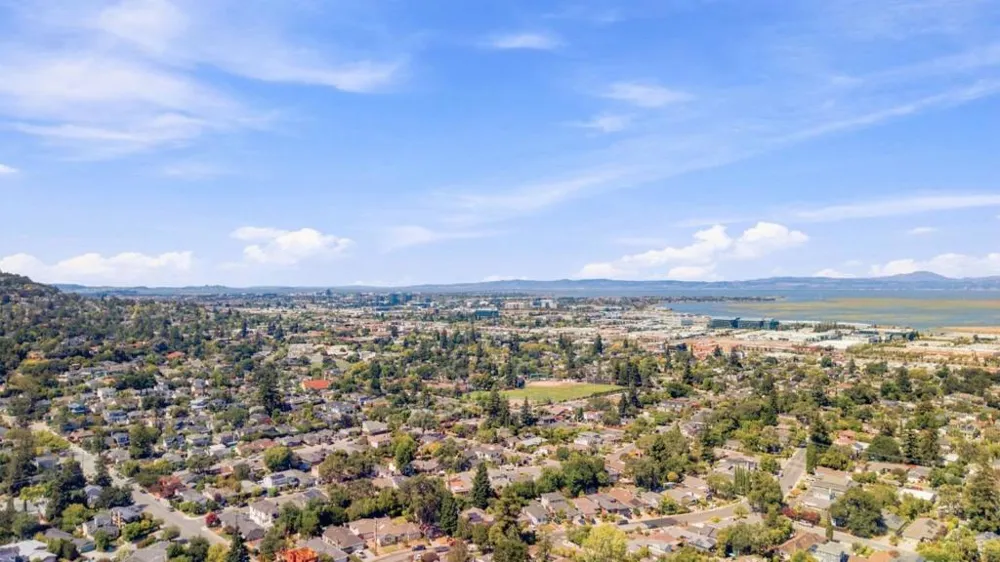 334 Oakview Drive San Carlos, CA 94070