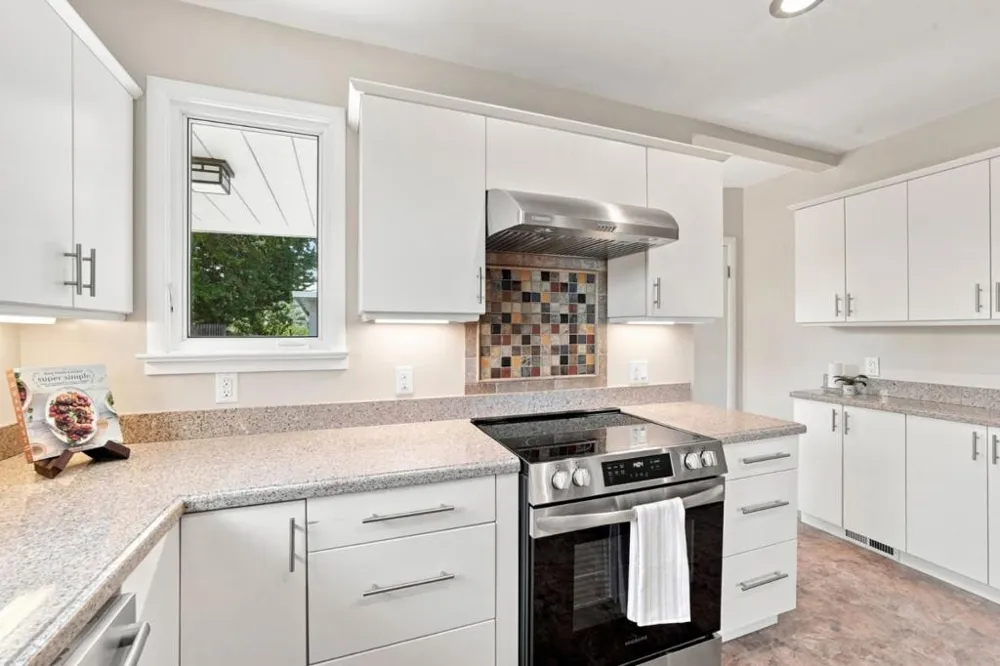 334 Oakview Drive San Carlos, CA 94070