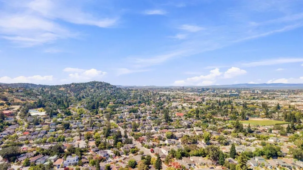 334 Oakview Drive San Carlos, CA 94070