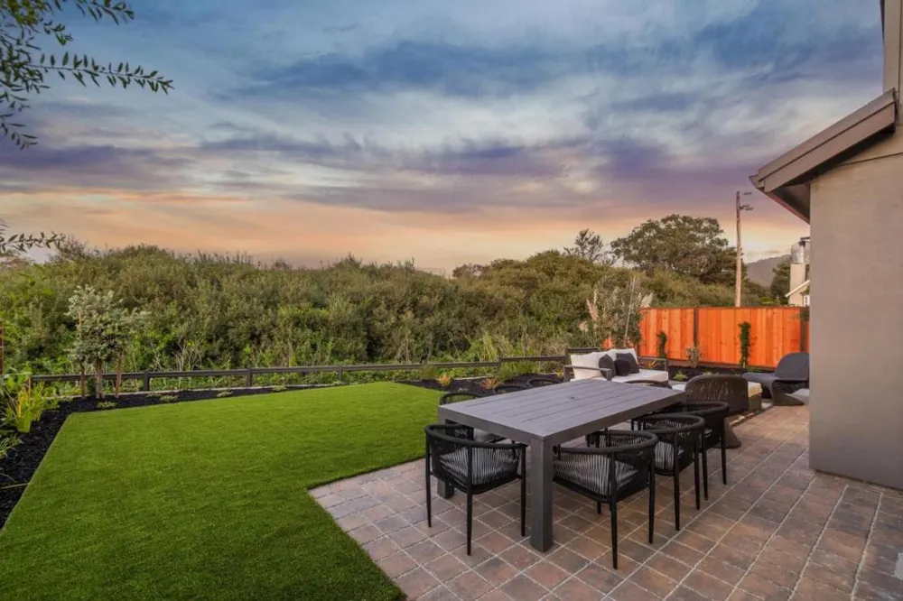 587 Creekside Court Half Moon Bay, CA 94019