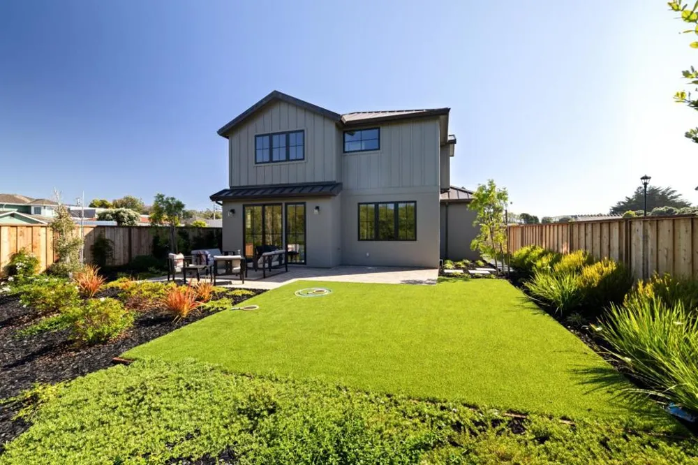 587 Creekside Court Half Moon Bay, CA 94019