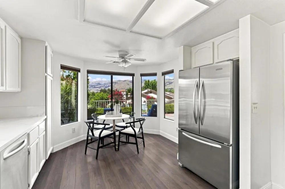 3327 Lake Albano Circle San Jose, CA 95135