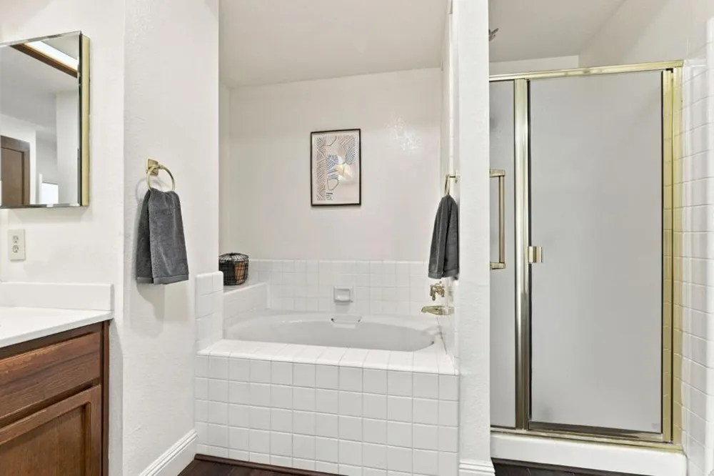 3327 Lake Albano Circle San Jose, CA 95135