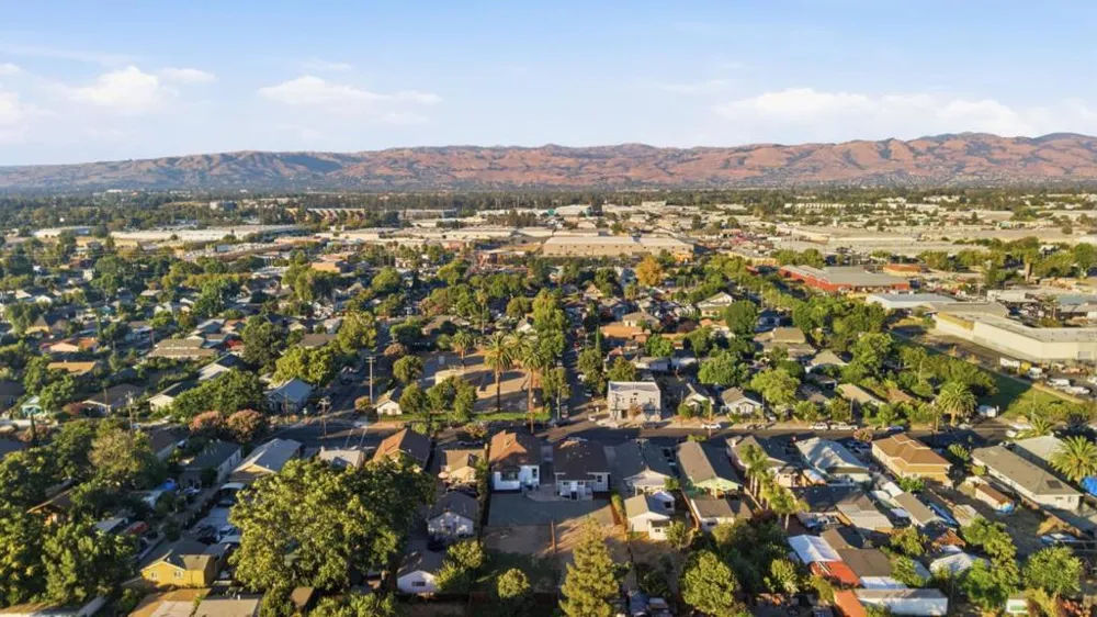 1541 Pomona Avenue San Jose, CA 95110