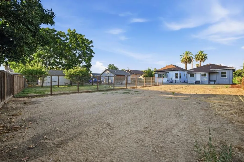 1541 Pomona Avenue San Jose, CA 95110