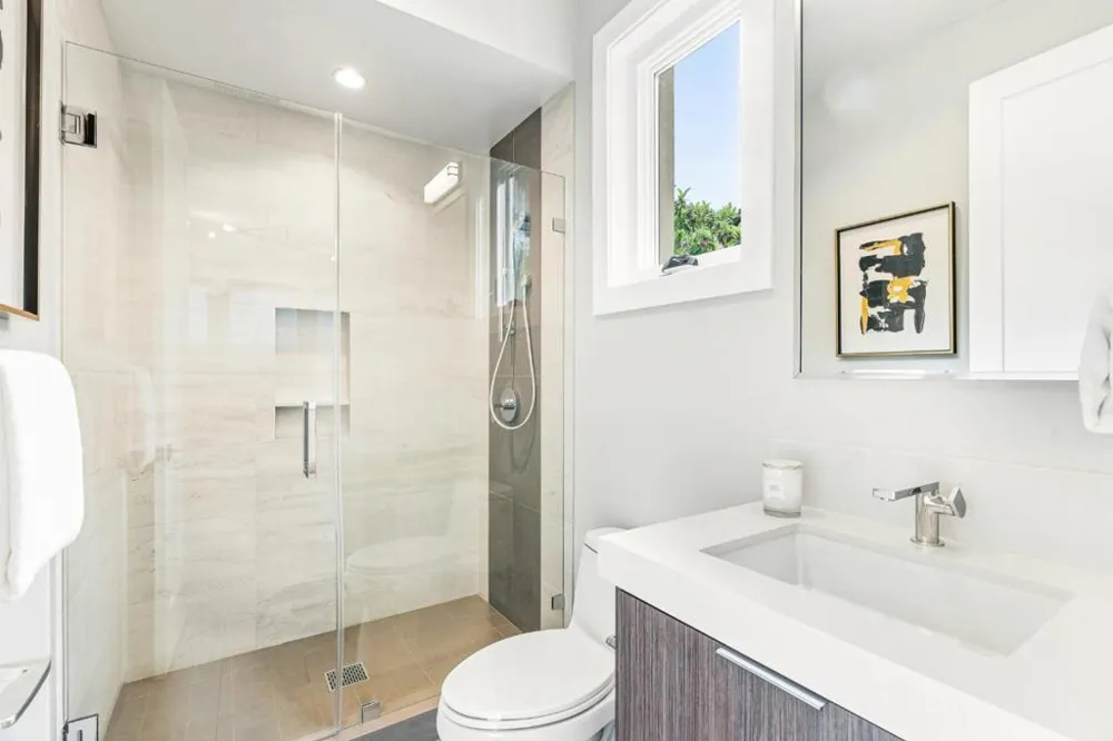 3751 El Centro Street Palo Alto, CA 94306