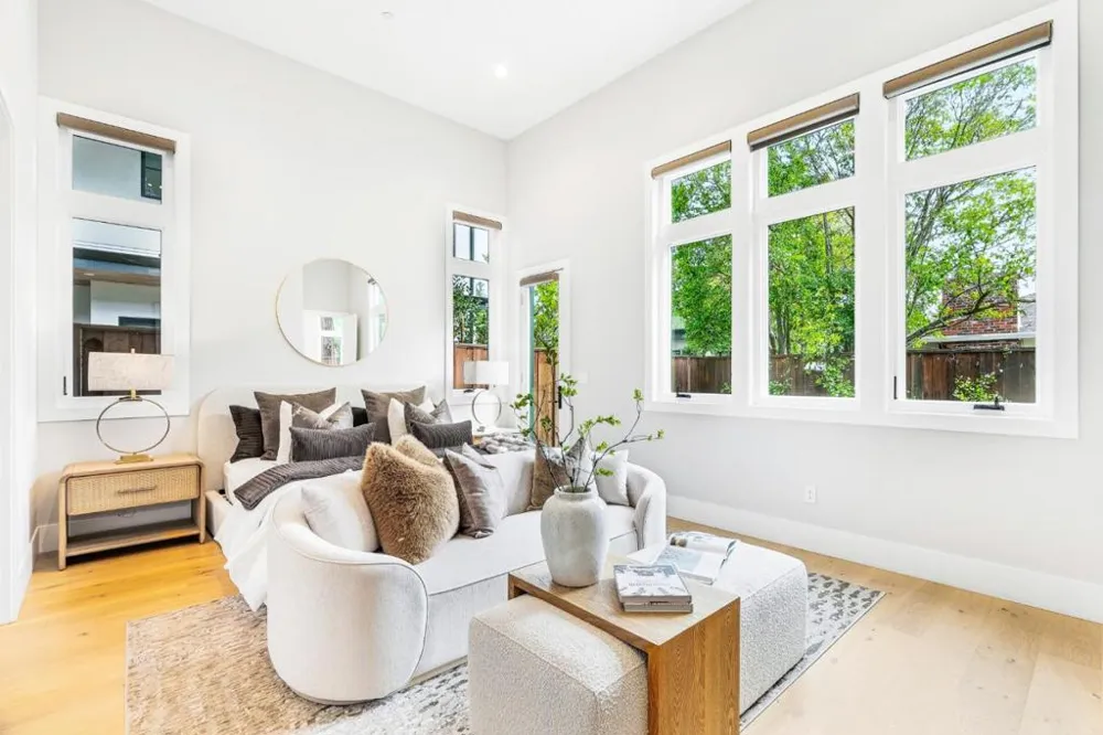 3751 El Centro Street Palo Alto, CA 94306