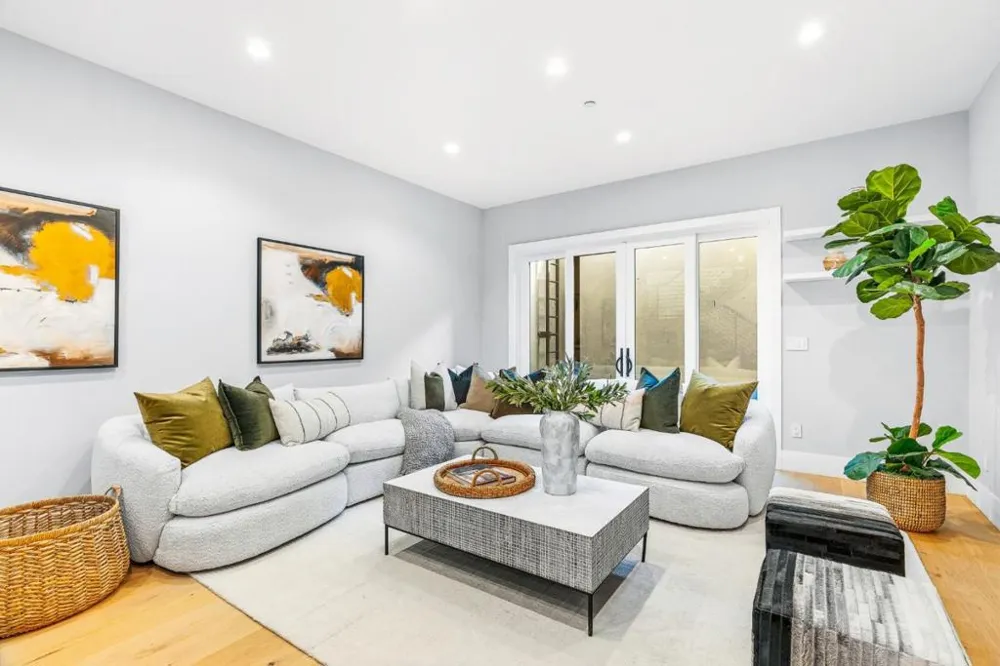3751 El Centro Street Palo Alto, CA 94306