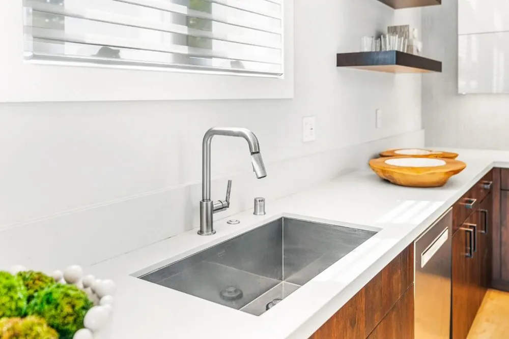 3751 El Centro Street Palo Alto, CA 94306