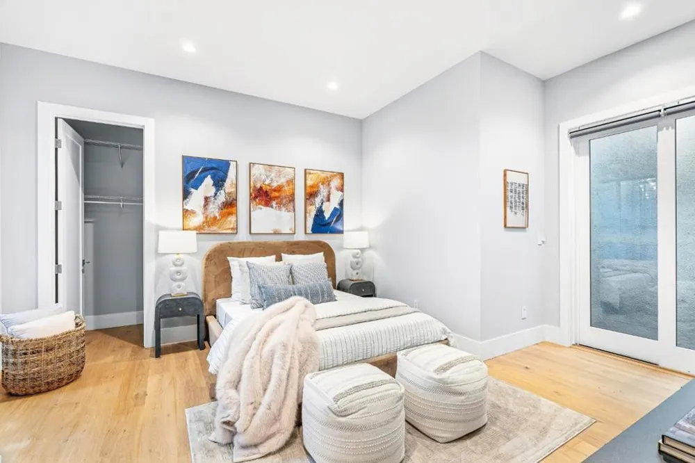 3751 El Centro Street Palo Alto, CA 94306