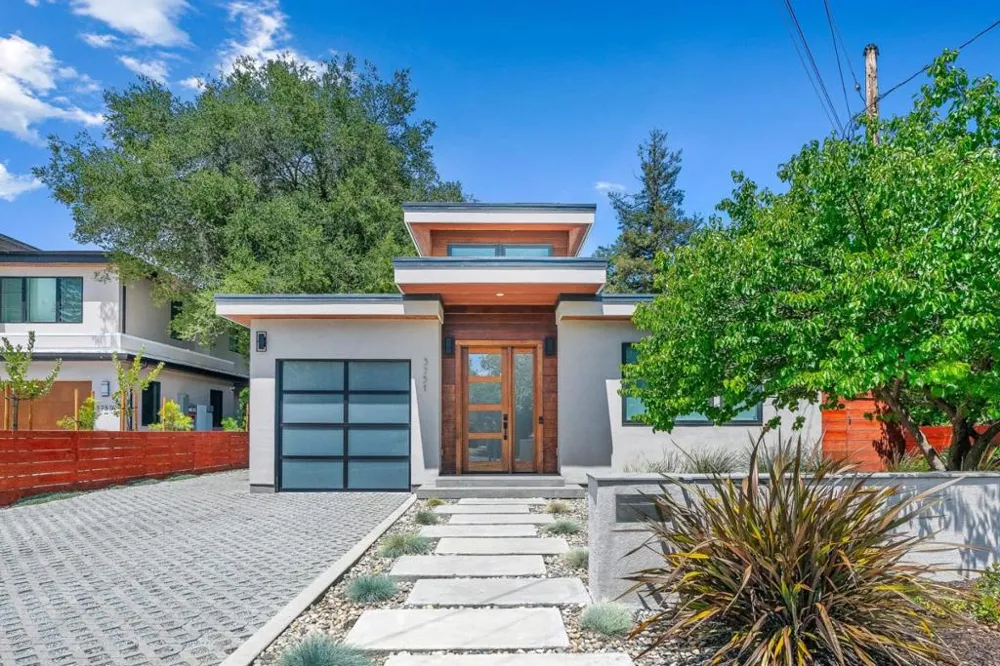 3751 El Centro Street Palo Alto, CA 94306