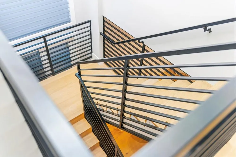 3751 El Centro Street Palo Alto, CA 94306