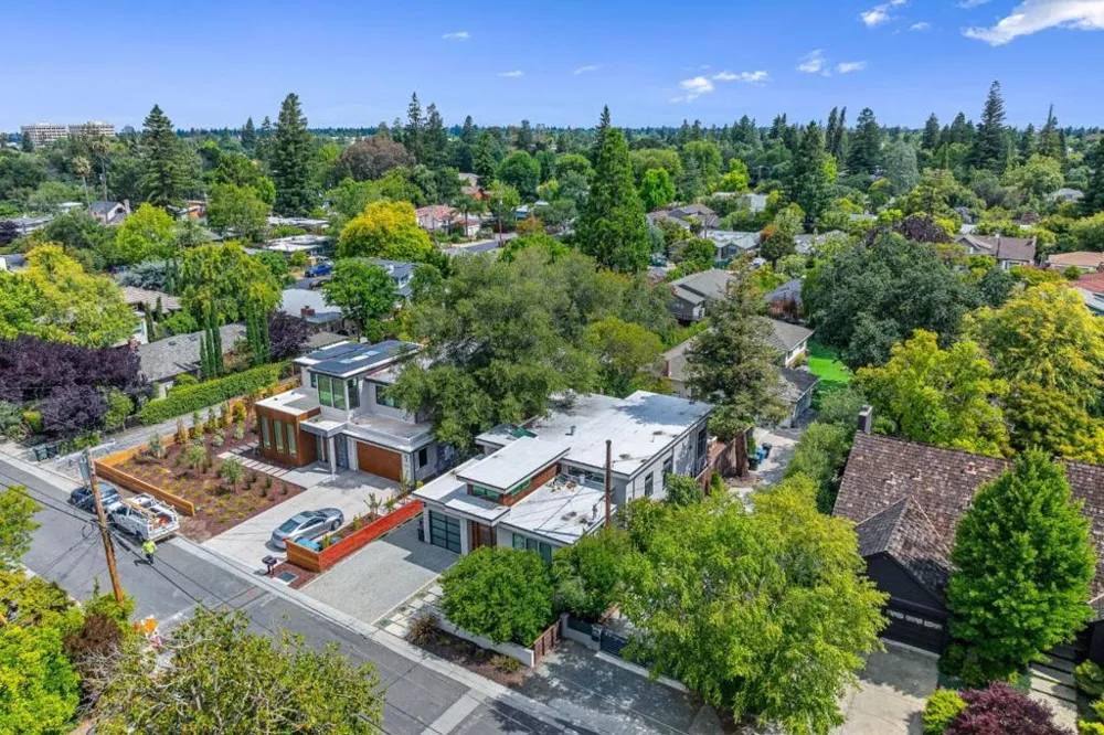 3751 El Centro Street Palo Alto, CA 94306