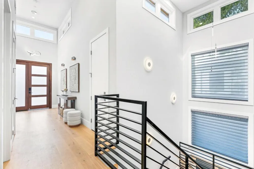 3751 El Centro Street Palo Alto, CA 94306