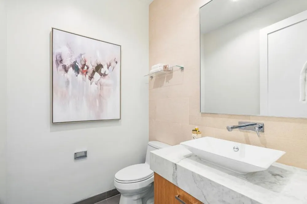 3751 El Centro Street Palo Alto, CA 94306