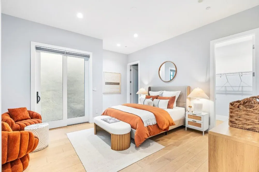 3751 El Centro Street Palo Alto, CA 94306