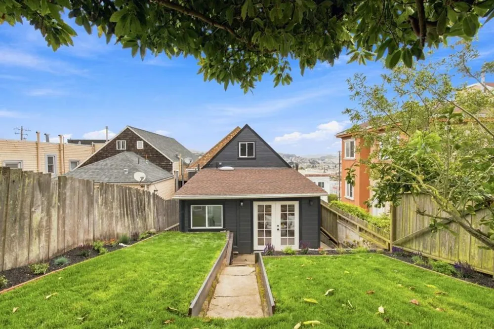 615 Mt Vernon Avenue San Francisco, CA 94112