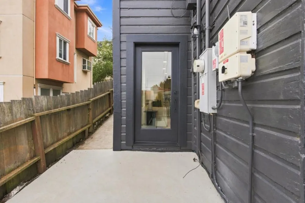 615 Mt Vernon Avenue San Francisco, CA 94112
