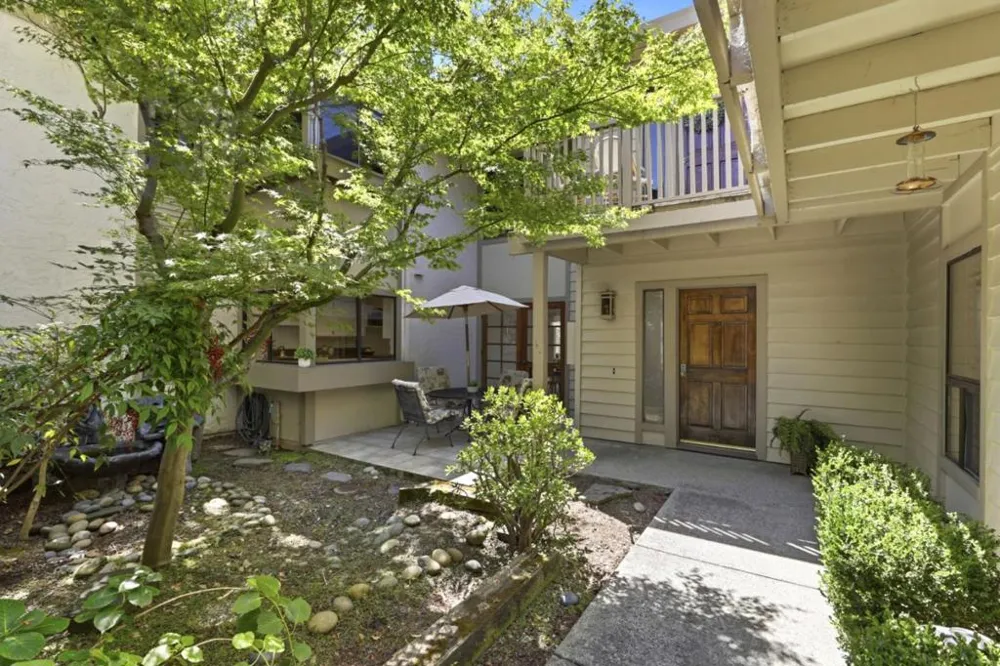 7057 Via Belmonte San Jose, CA 95135