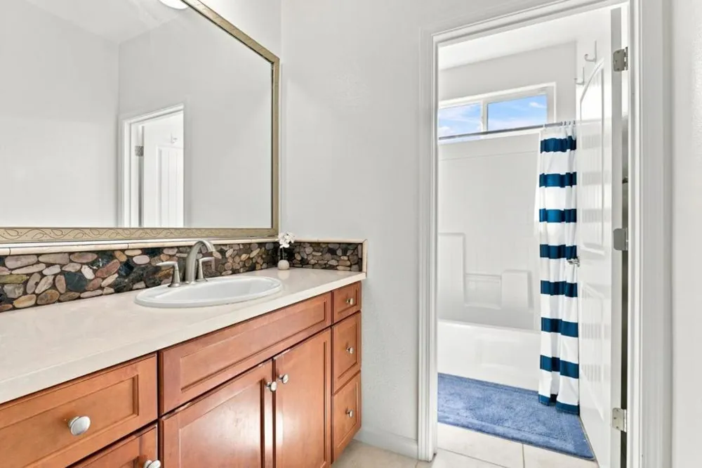 1108 San Gabriel Soledad, CA 93960
